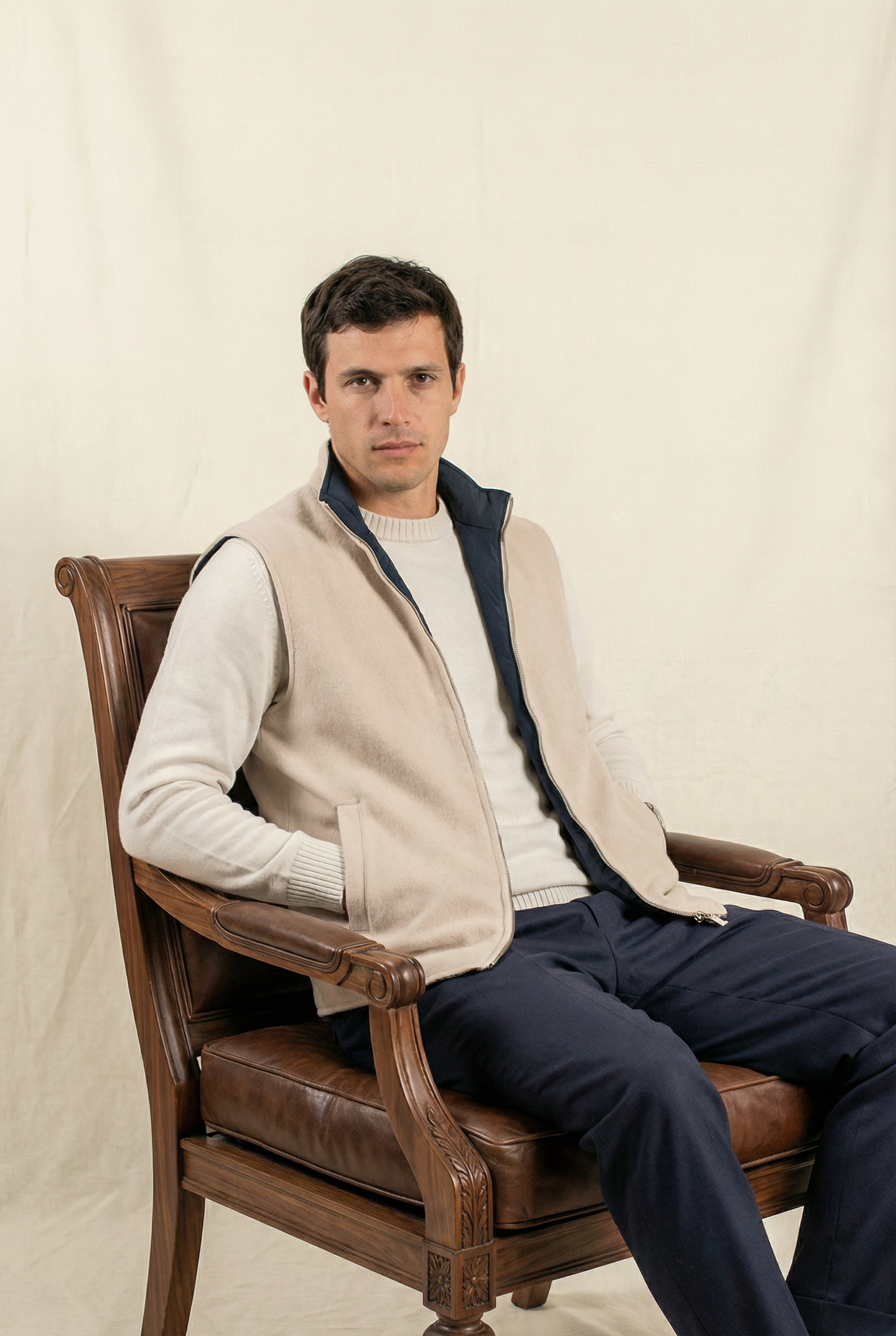 Reversible Wool Gilet | Beige/Navy