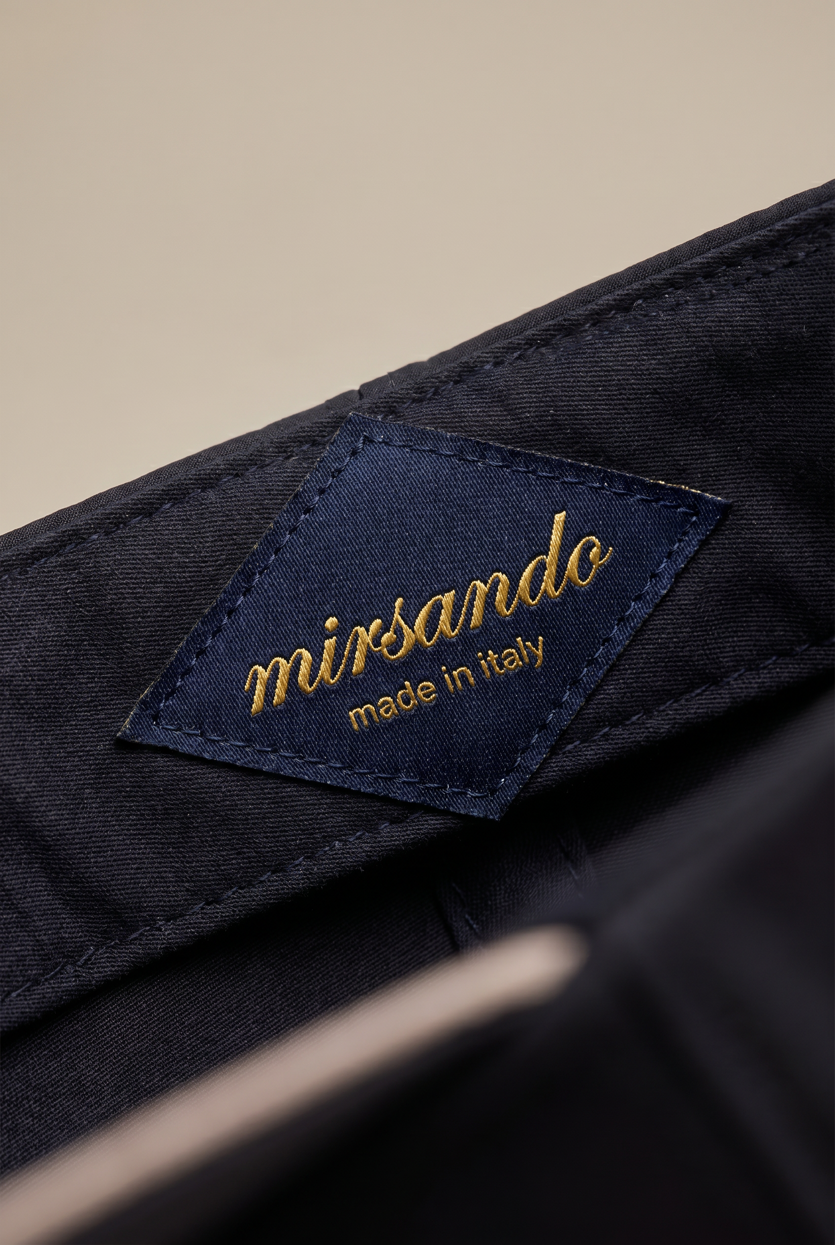Mirsando Black Cap