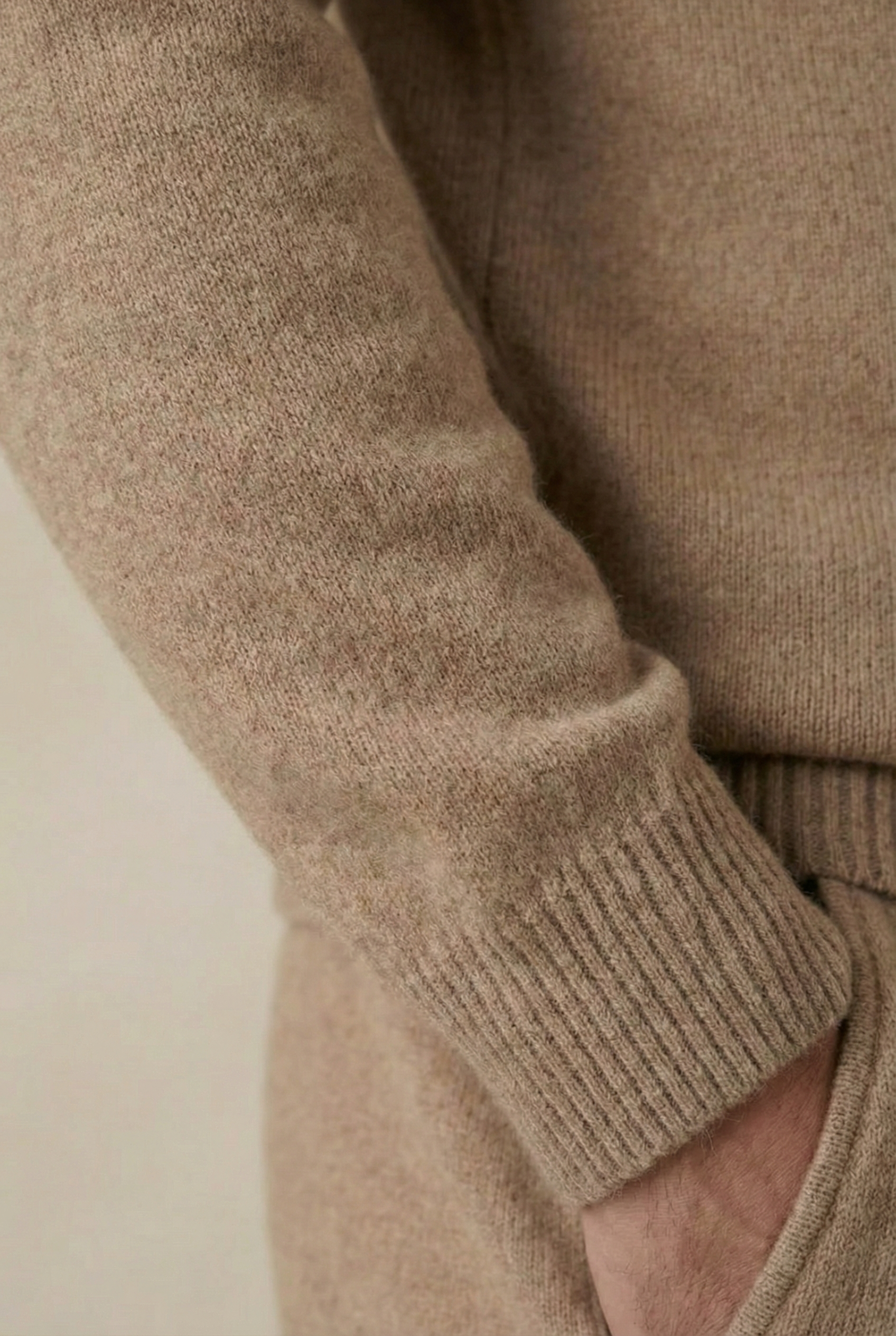 Pure Cashmere Leisure Set – Luxury Sand
