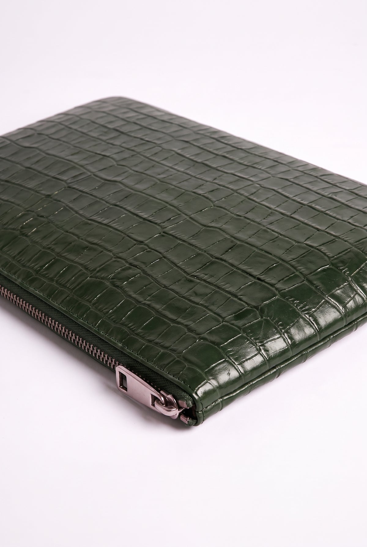 Mirsino Crocodile Embossed Pouch | Green