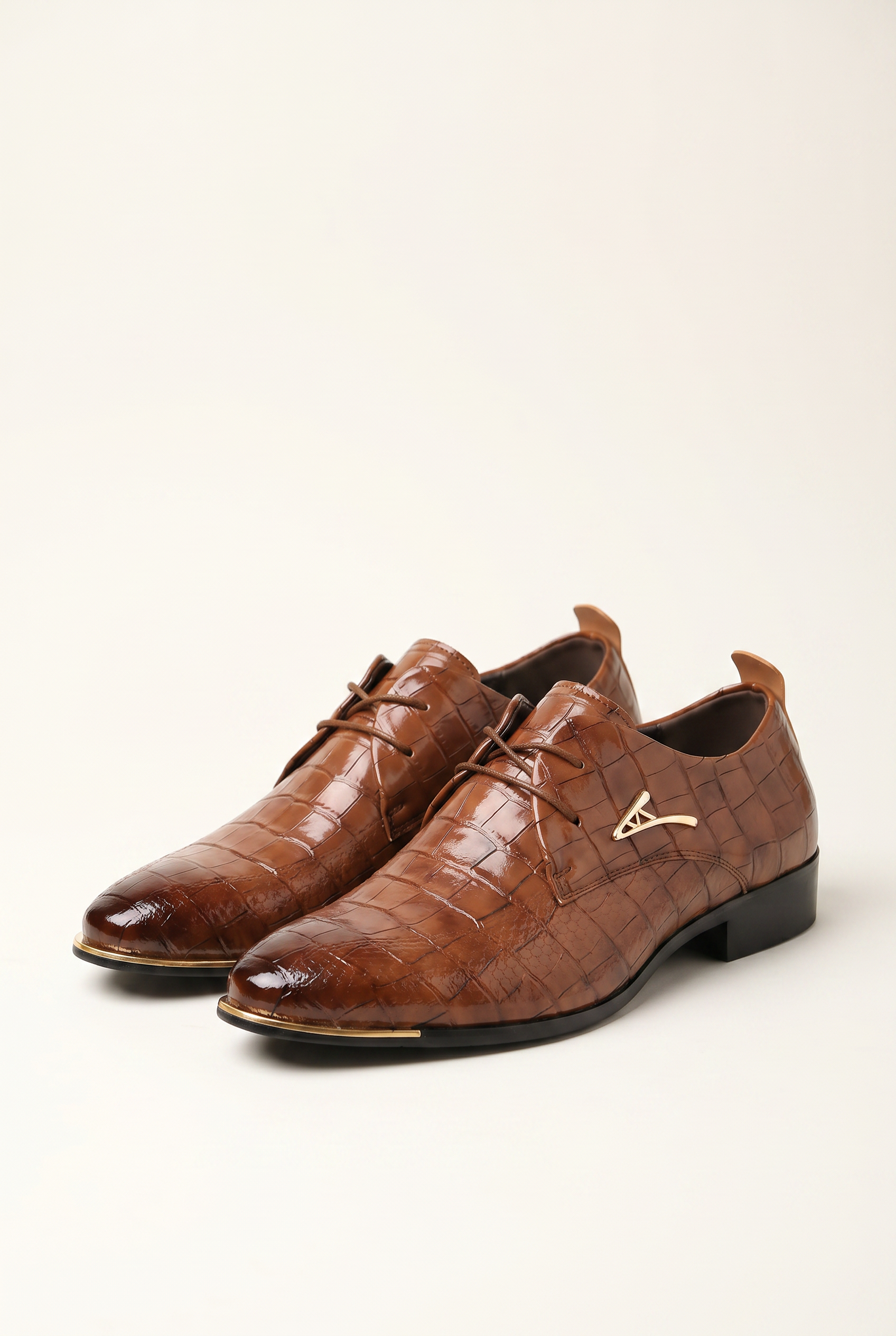 Vittorio™ Croc Cognac